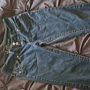 Cute wallflower jeans !!